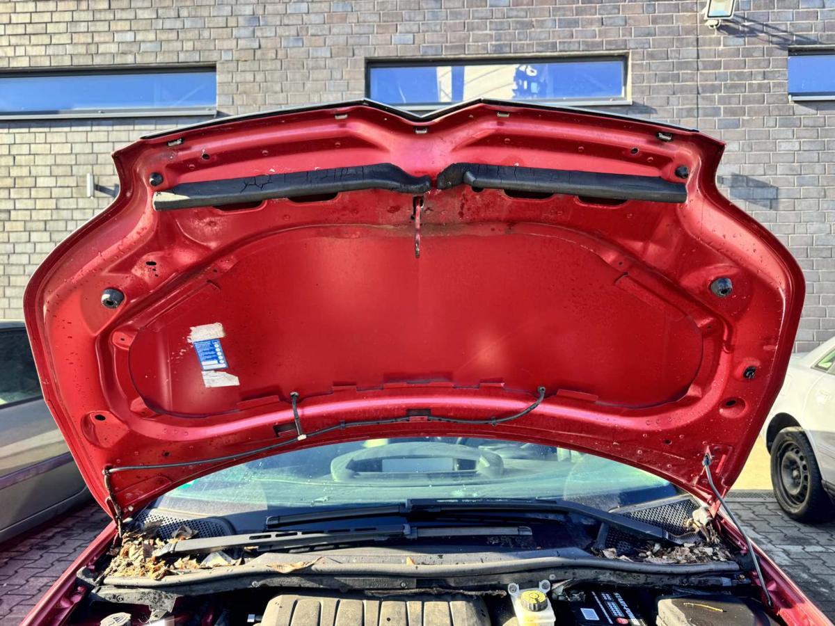 Citroen C4 original Motorhaube EKQ Luziferrot Bj.2007